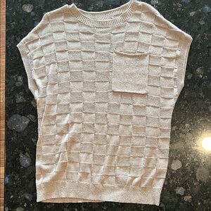 Textured Knit Sweater Top in Cream